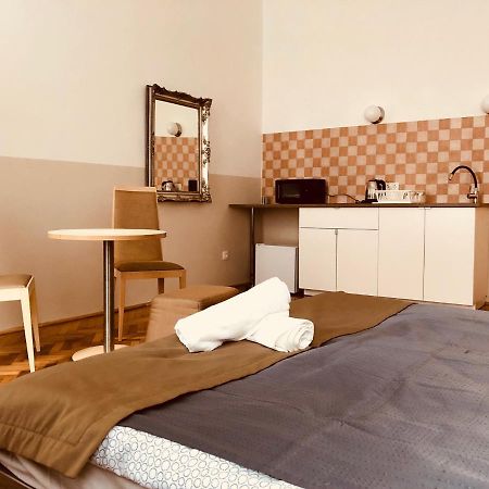 Downtown Apartment Budapeşte Dış mekan fotoğraf