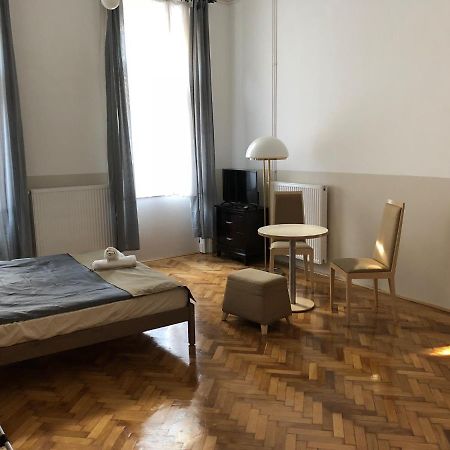 Downtown Apartment Budapeşte Dış mekan fotoğraf