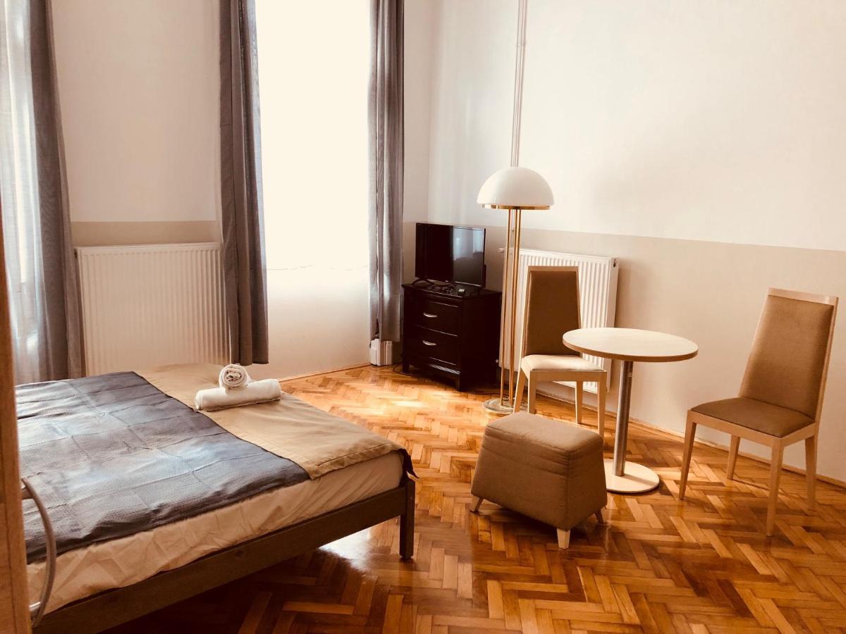 Downtown Apartment Budapeşte Dış mekan fotoğraf