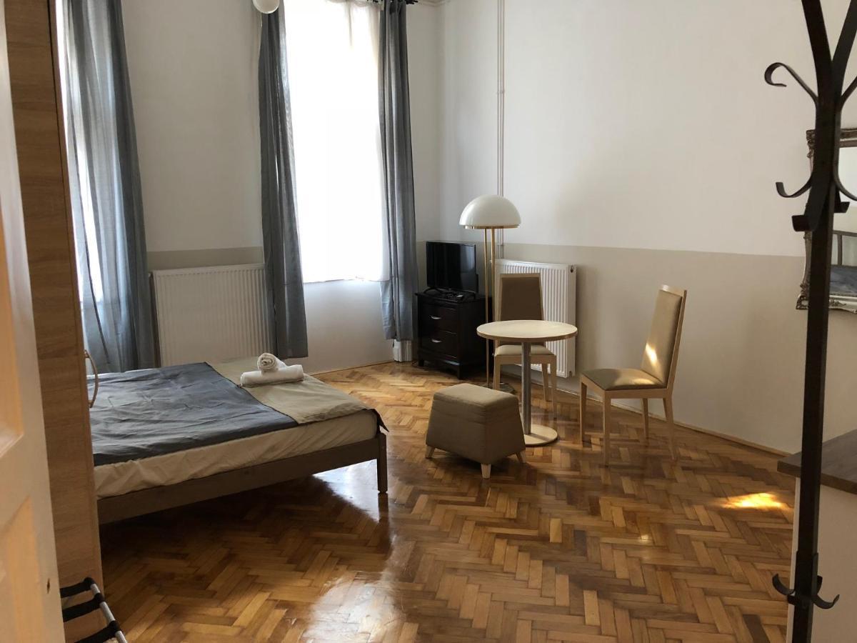Downtown Apartment Budapeşte Dış mekan fotoğraf